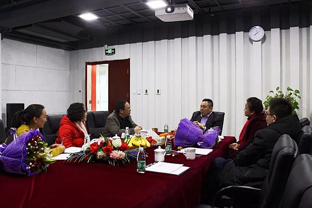 热烈欢迎湖南吉首大学院领导莅临ZOBO草莓视频在线观看网站企业
