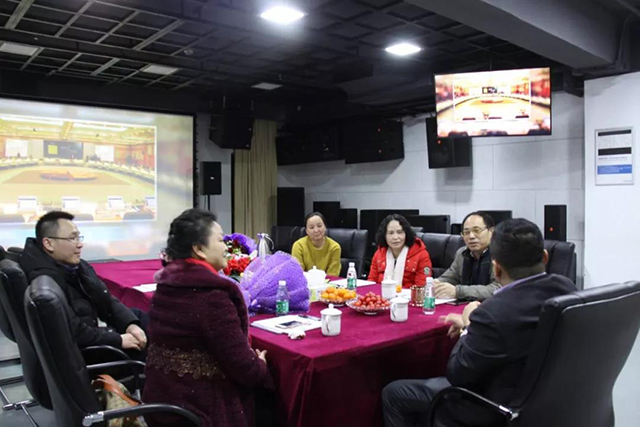 热烈欢迎湖南吉首大学院领导莅临ZOBO草莓视频在线观看网站企业