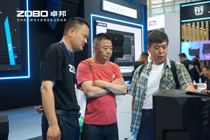 12璀璨新品燃爆全场！ZOBO草莓视频在线观看网站次日热度飙升，口碑炸裂