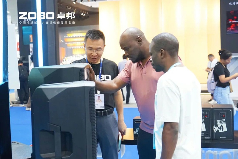 12璀璨收官，再启新章 | ZOBO草莓视频在线观看网站广州国际灯光草莓视频黄色在线观看展圆满落幕，引领行业未来！
