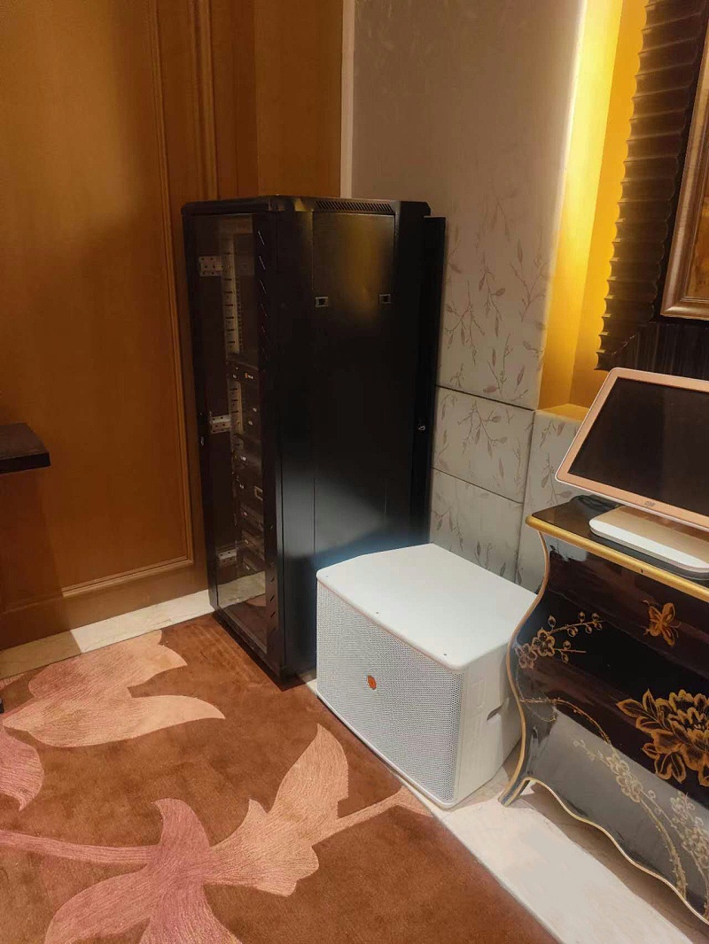 家庭影院草莓视频黄色在线观看设计方案：打造专属于你的视听盛宴