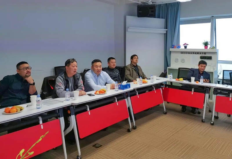 ZOBO草莓视频在线观看网站董事长张新峰考察新会员企业